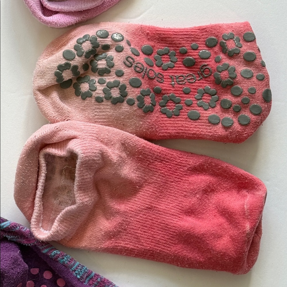Great Soles Pilates Non-Slip Ankle Socks Multi-Colored Tie-Dyes-Set of 9 - Picture 8 of 9